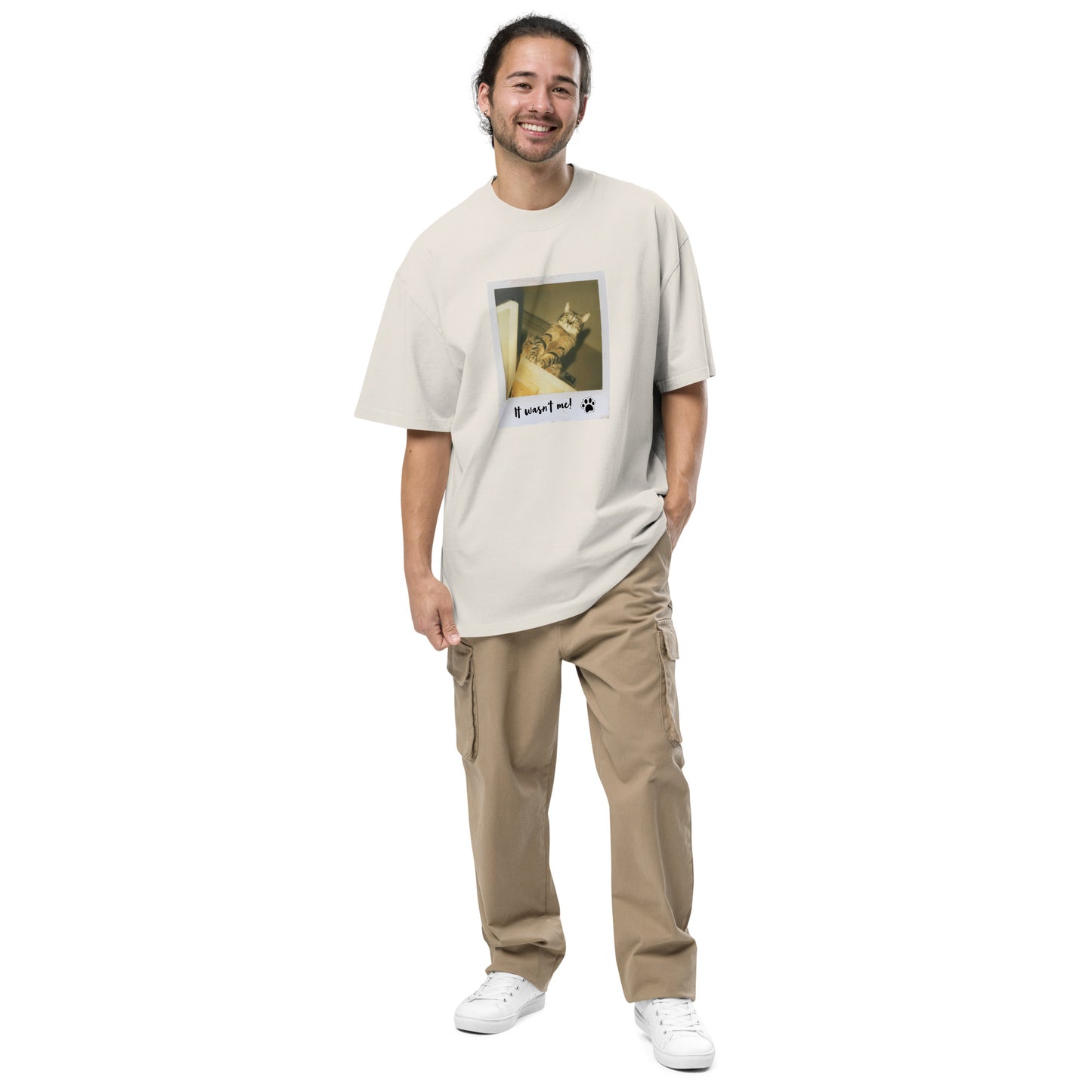 Guilty Cat Oversized Faded t-shirt